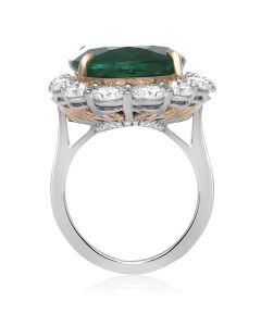 Oval Emerald Ring