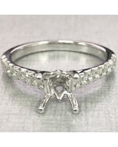 Round Diamond Ring