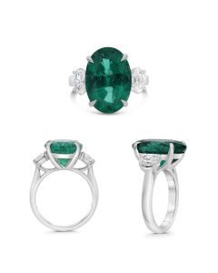 Oval Emerald Ring