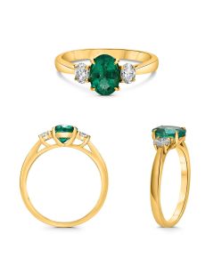 Oval Emerald Ring
