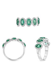 Oval Emerald Ring