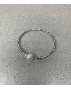 Pearl Bangle