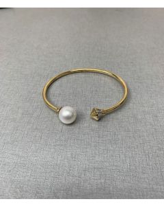 Pearl Bangle