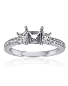 Princess Cut Diamond Ring
